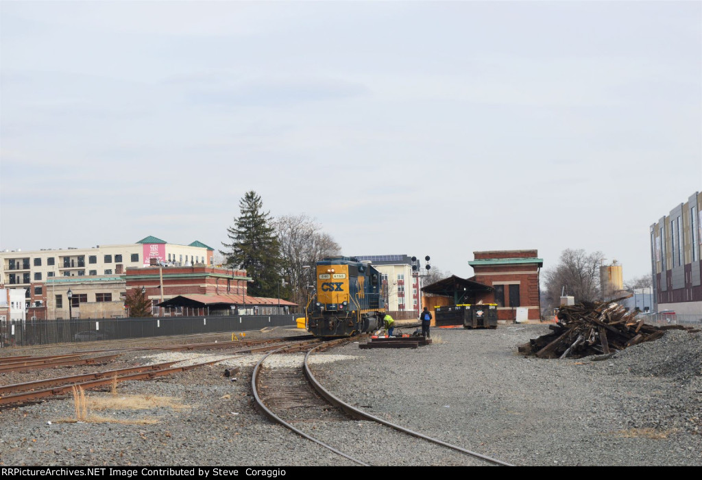 Leaving Bound Brook Yard